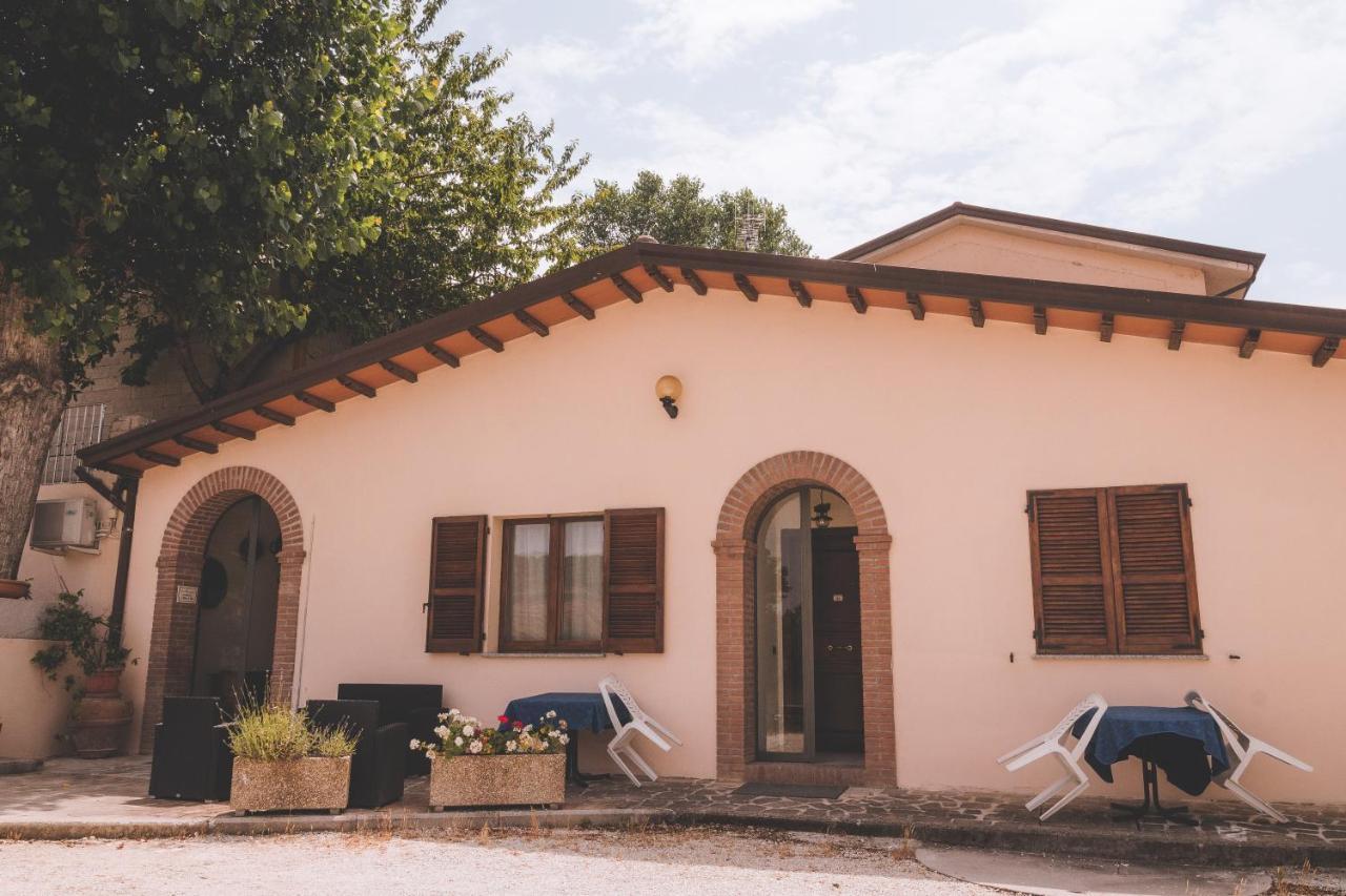 Agriturismo Le Francesche Villa Nocera Umbra Exterior foto